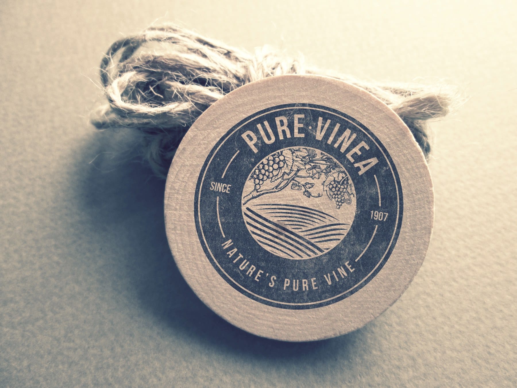 Pure Vinea Logo