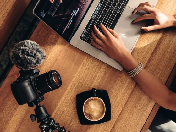 Business Vlogs, Blogs, and Podcasts in Marketing