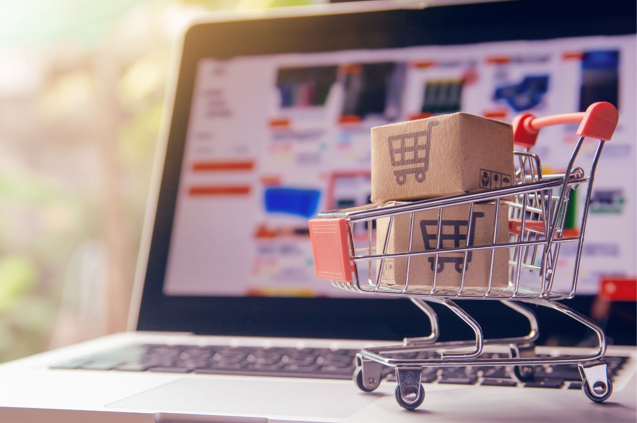 Is Ecommerce Growth Forcing Big Box Retailers to Invest in Small-Format Stores?